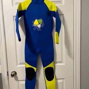Youth Wetsuit size 12-13